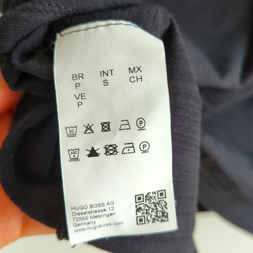 Hugo Boss black basic t-shirt S - Picture 5 of 5